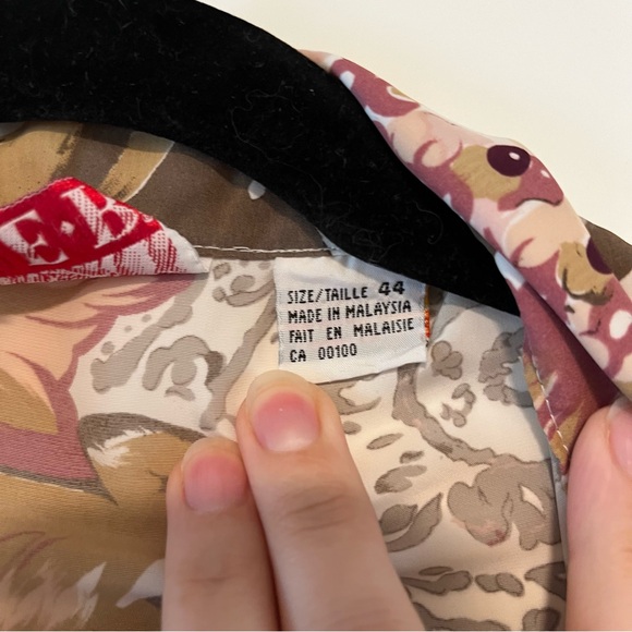 HER | Vintage Floral Button Up Shirt - Picture 14 of 15